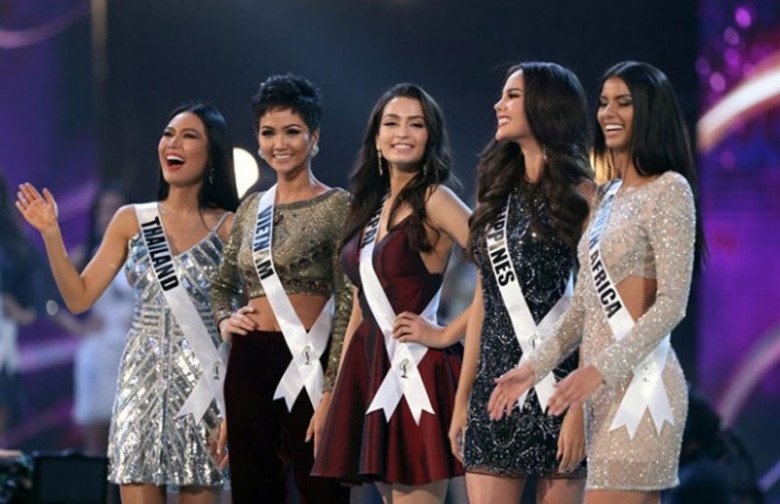 3 Hoa hậu làm nên lịch sử nhan sắc Việt 2018, người cuối vừa đăng quang dính loạt thị phi - 1