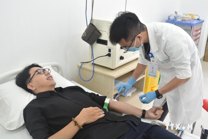 Bác sỹ trẻ Lê Bá Huỳnh Đức rèn sức khỏe để hiến máu cứu người ảnh 2