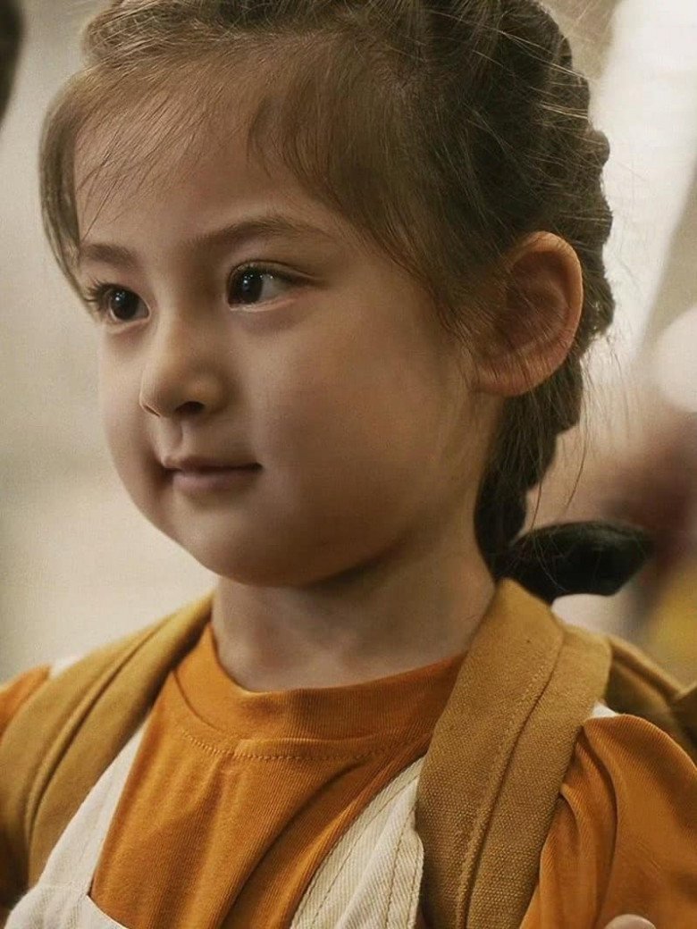 "Cô con gái" khiến Lưu Diệc Phi "cưng như trứng": 4 tuổi đi đóng phim, xinh như công chúa - 8