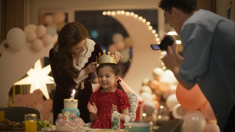 "Cô con gái" khiến Lưu Diệc Phi "cưng như trứng": 4 tuổi đi đóng phim, xinh như công chúa - 1