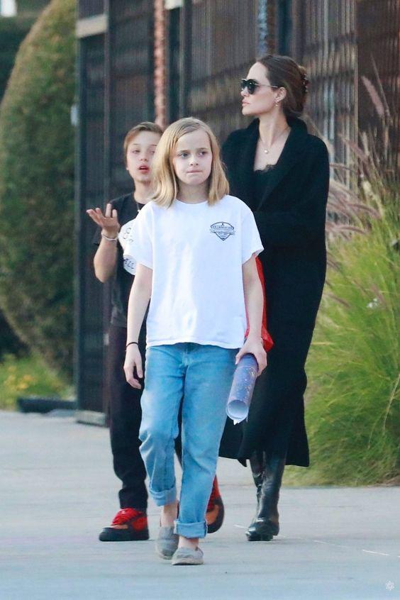 Con gái út nhà Angelina Jolie 15 tuổi xinh như thiên thần, là "rich kid" nhưng chuộng diện đồ giản dị, cá tính - 10