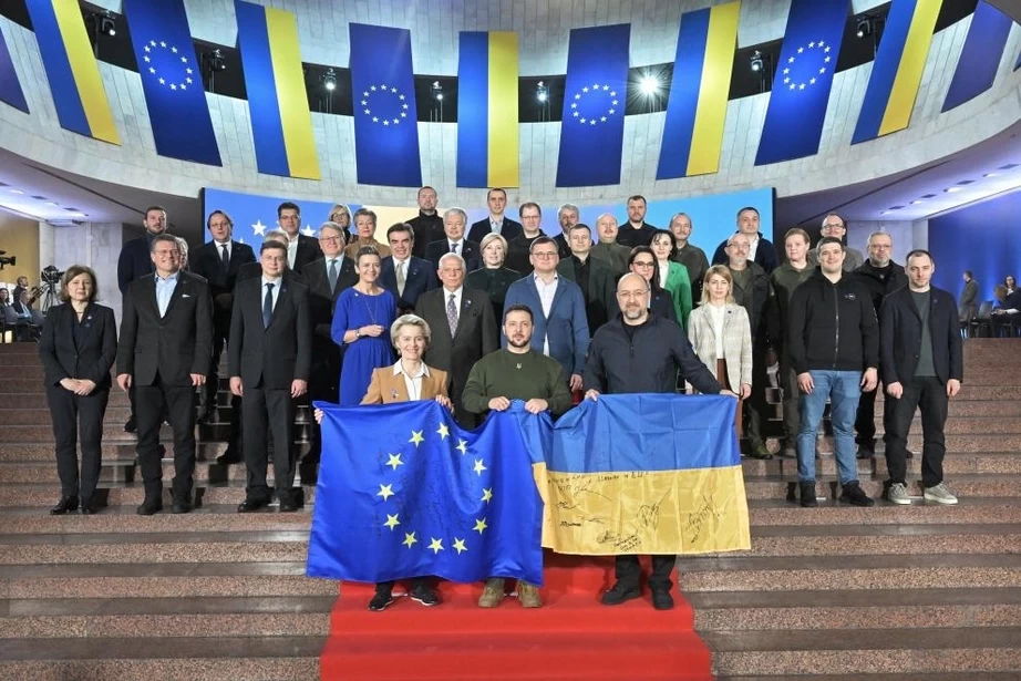 EU và Ukraine sắp ký thỏa thuận an ninh chung- Ảnh 1.