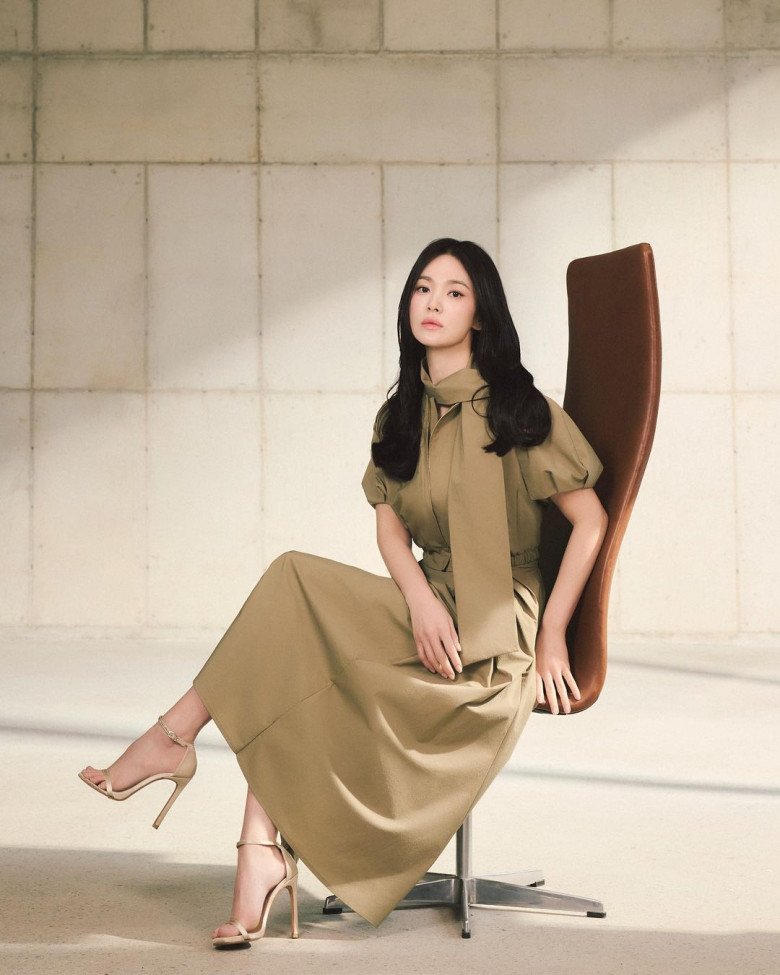 Khi hội mỹ nhân Thái, Hàn, Việt "lên đồ" đi làm: Hoa hậu Phương Khánh tối giản, nàng thơ Baifern đa sắc màu - 4