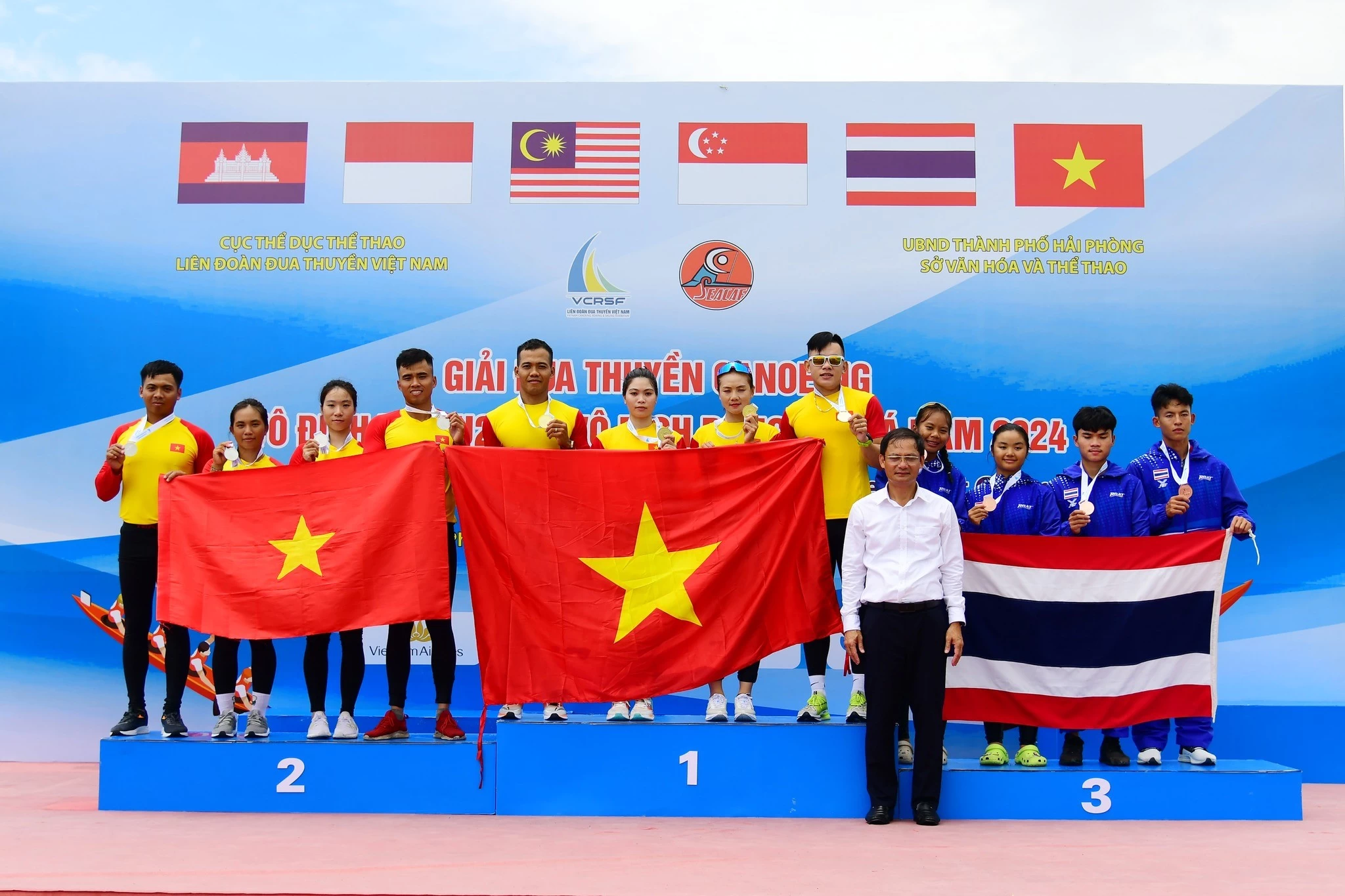 Việt Nam dẫn đầu áp đảo tại Giải Đua thuyền Canoe vô địch U19, U23 và vô địch Đông Nam Á