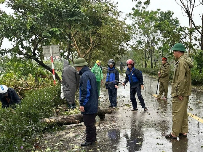 Di dời gần 90 hộ dân với 170 nhân khẩu đến nơi an toàn