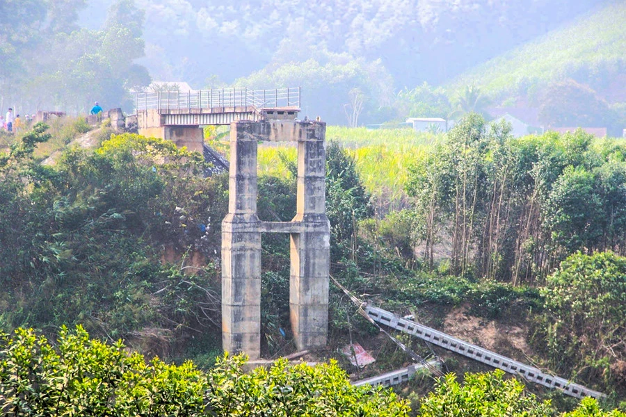 nghe an hang loat cau treo xuong cap nghiem trong (2).jpg