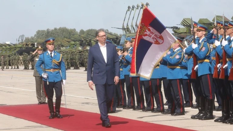 Tổng thống Serbia, Aleksandar Vucic, tại cuộc diễu hành của quân đội Flag 2024, ngày 20/9/2024