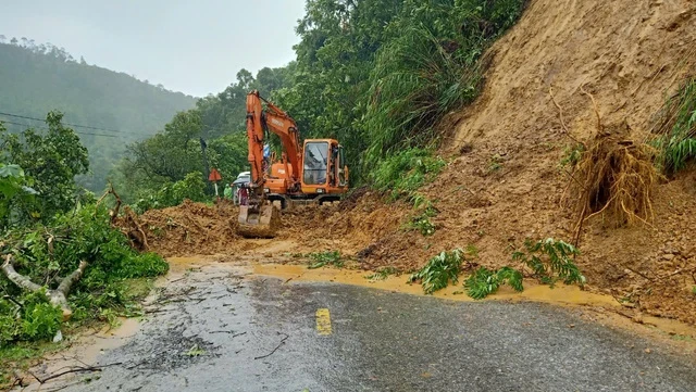 MƯA LŨ DO ẢNH HƯỞNG BÃO SỐ 3 VÀ CÁC CHỈ ĐẠO ỨNG PHÓ- Ảnh 12.