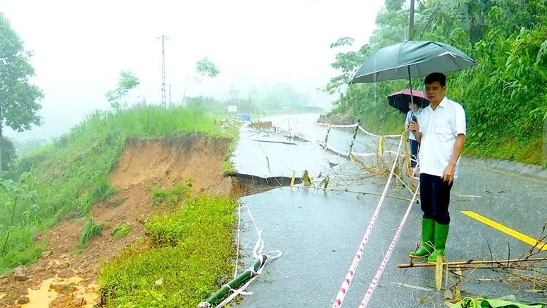 Sạt lở nghiêm trọng trên 4 tuyến quốc lộ ở Hà Giang- Ảnh 1.