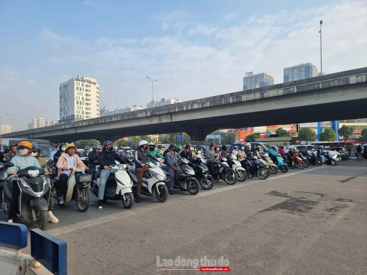 Trưởng Phòng cảnh sát giao thông Hà Nội: "Xử phạt nghiêm góp phần lập lại trật tự giao thông"