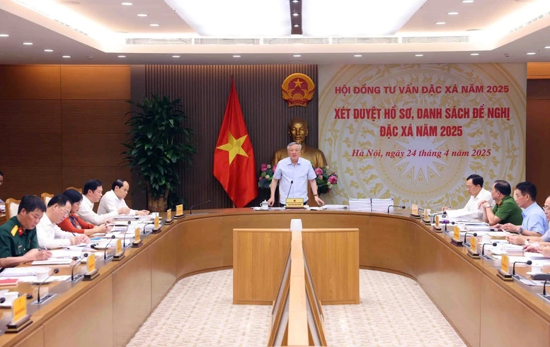 Xét duyệt hồ sơ, danh sách đề nghị đặc xá năm 2025- Ảnh 2.