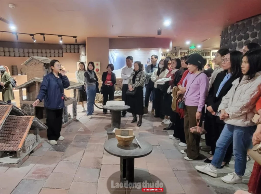Tinh hoa làng nghề gốm Bát Tràng
