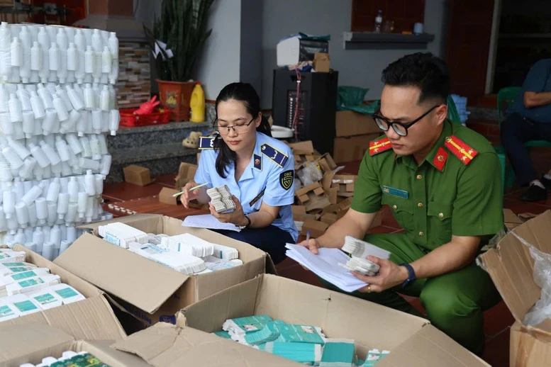 Nhức nhối tràn lan mỹ phẩm giả