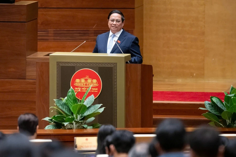 Thủ tướng Phạm Minh Chính trình bày Báo cáo trước Quốc hội - sáng 5/5.