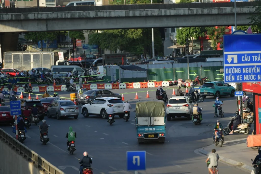 Dự báo thời tiết Hà Nội ngày 22/5: Ngày nắng, chiều tối và đêm mưa dông