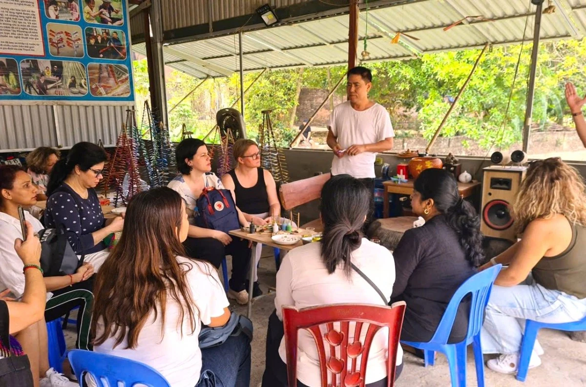 Giữ hồn quê trong đôi cánh chuồn chuồn tre