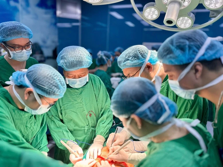 Kỳ tích 2 ca đại phẫu ghép phổi thành công chỉ trong 1 tuần- Ảnh 2.