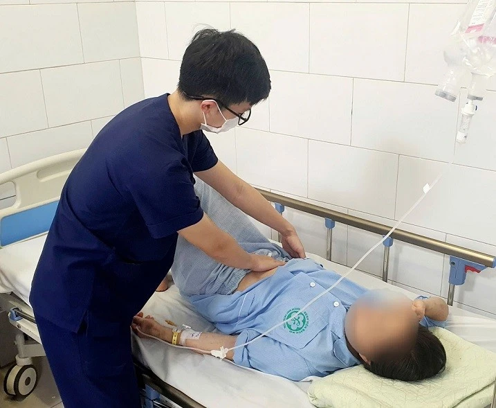 Nguy kịch vì chữa bệnh theo các bài thuốc dân gian