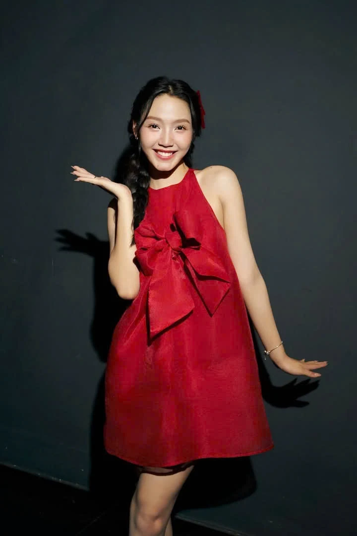 Nhan sắc xinh đẹp của