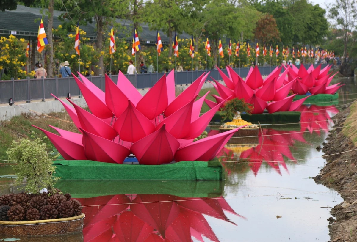 Rực rỡ lễ khai mạc Đại lễ Vesak Liên hợp quốc 2025