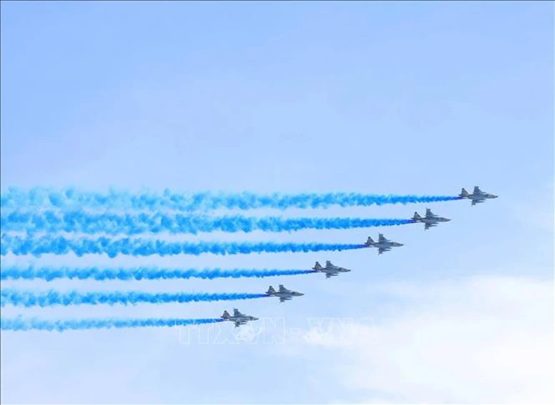 Tổng Bí thư Tô Lâm dự Lễ duyệt binh Kỷ niệm 80 năm Ngày Chiến thắng phát xít tại Kazakhstan- Ảnh 2.