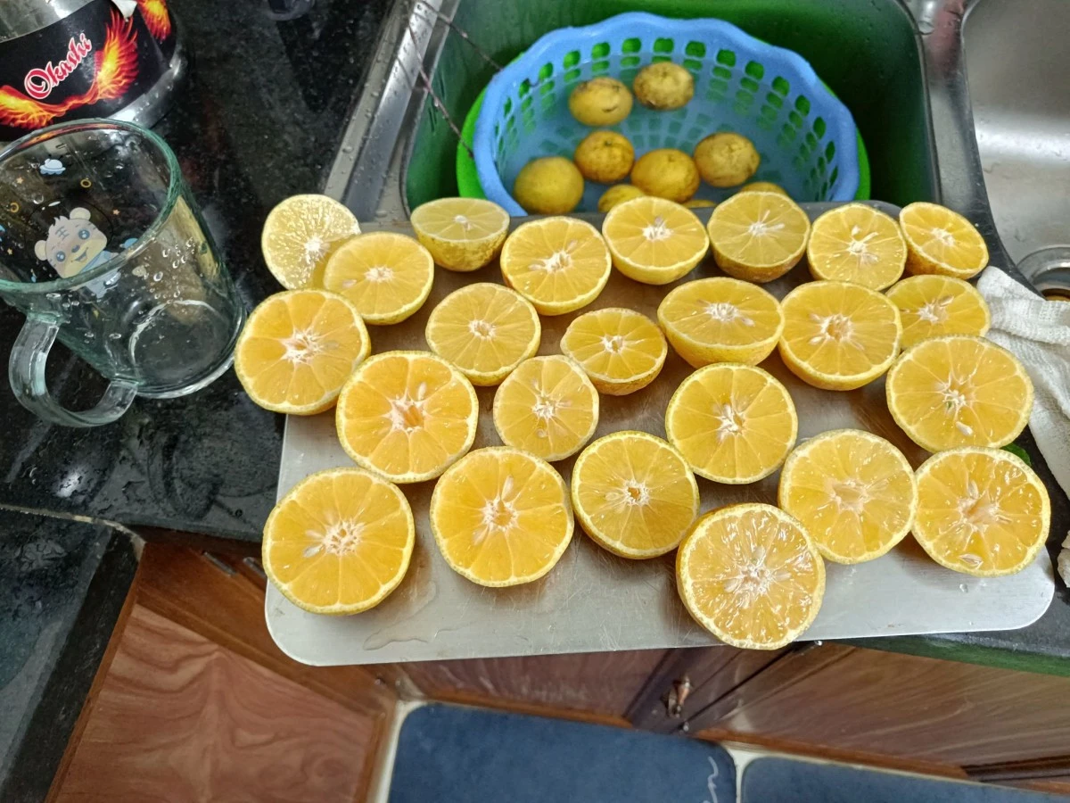 Trend uống nước cốt chanh chữa “bách bệnh”: Được một, mất mười