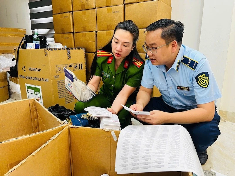 Bùng phát thực phẩm chức năng giả: Lỗ hổng trong quản lý?