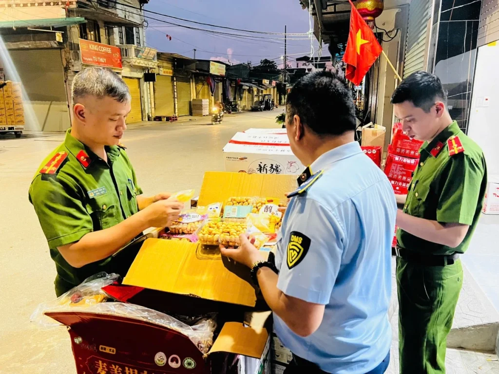 Làng nghề La Phù: Xuất hiện chiêu trò “né” kiểm tra, hàng lậu trà trộn tinh vi