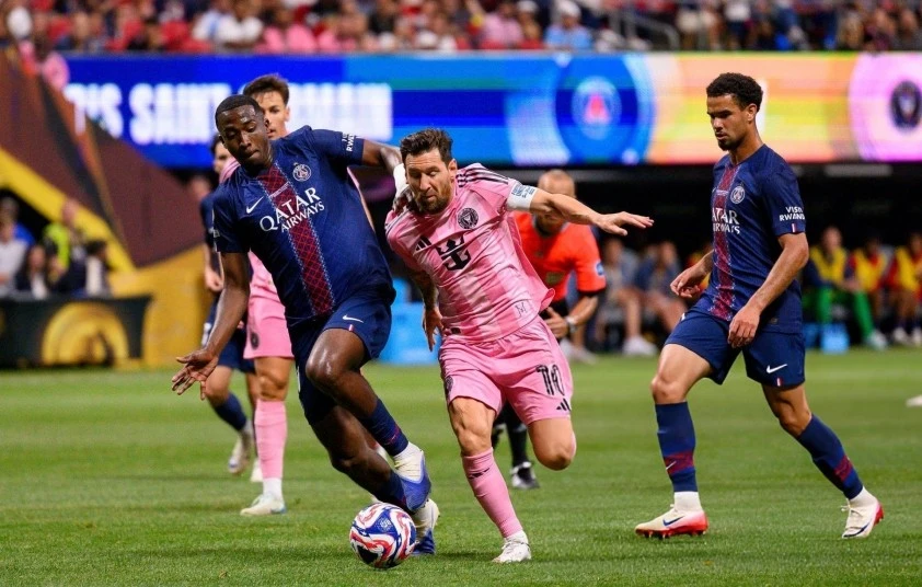 PSG vùi dập Inter Miami 4-0, Messi