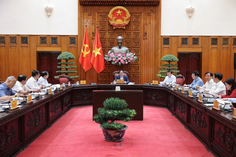 Thủ tướng: Luật Thương mại điện tử cần vừa quản lý được, vừa kiến tạo phát triển- Ảnh 1.