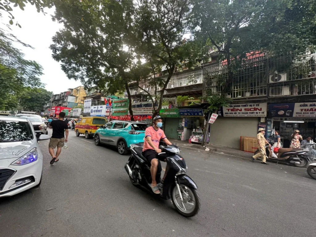 Dự báo thời tiết Hà Nội ngày 13/6: Ngày nắng hanh khô, chiều tối và đêm mưa rào rải rác