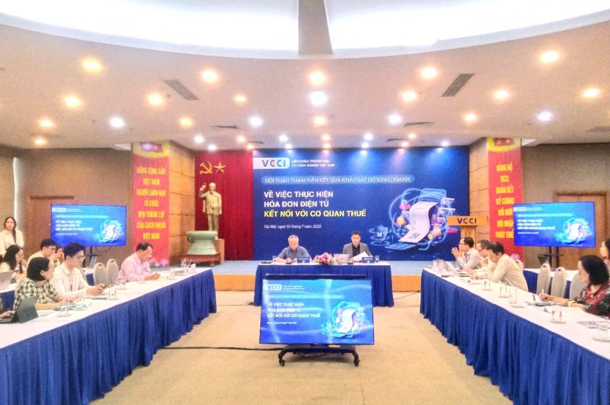 Áp dụng hóa đơn điện tử kết nối cơ quan thuế: Làm sao để hài hòa?