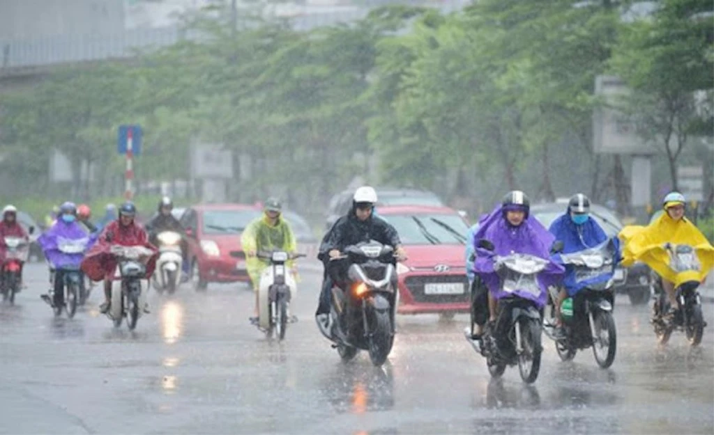 Bão số 3 đã mạnh thêm 1 cấp, cấp 10, giật cấp 12, cách Hưng Yên khoảng 280km
