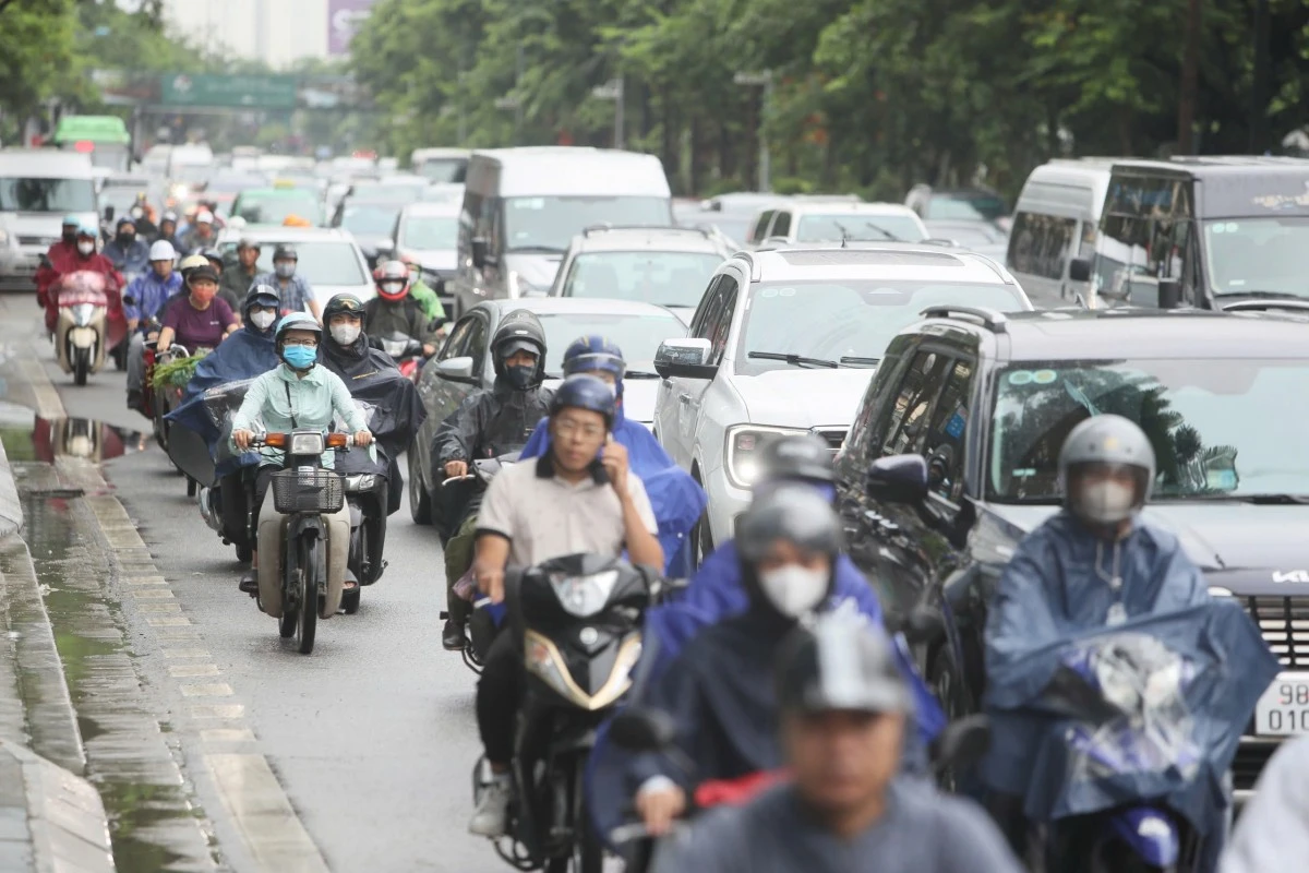 Dự báo thời tiết Hà Nội ngày 17/7: Ngày nắng nóng, chiều tối mưa giông rải rác