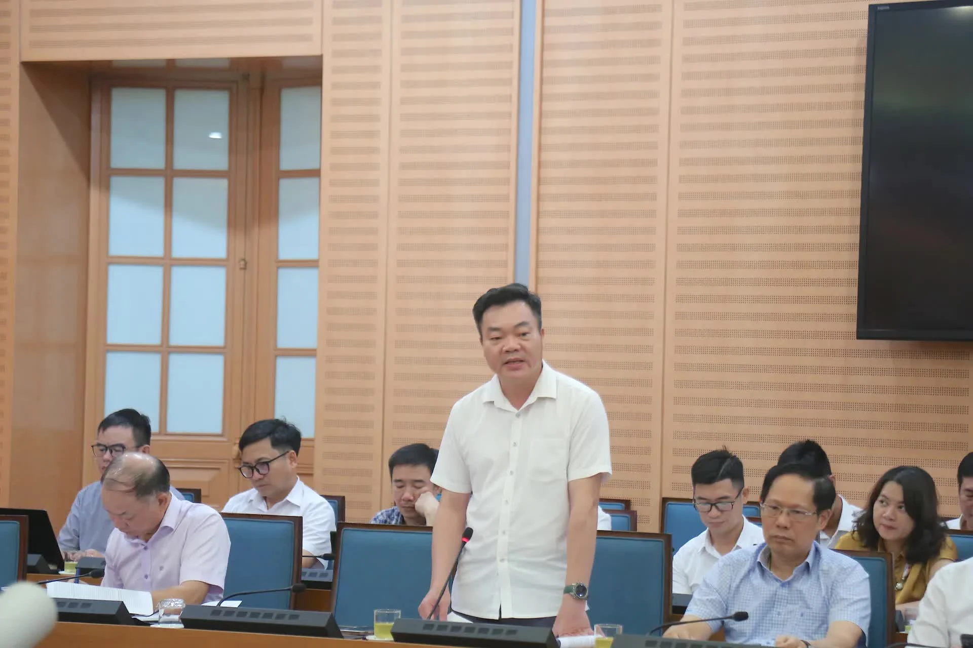 Hà Nội đặt mục tiêu hoàn tất chuyển đổi phương tiện giao thông xanh trước năm 2030