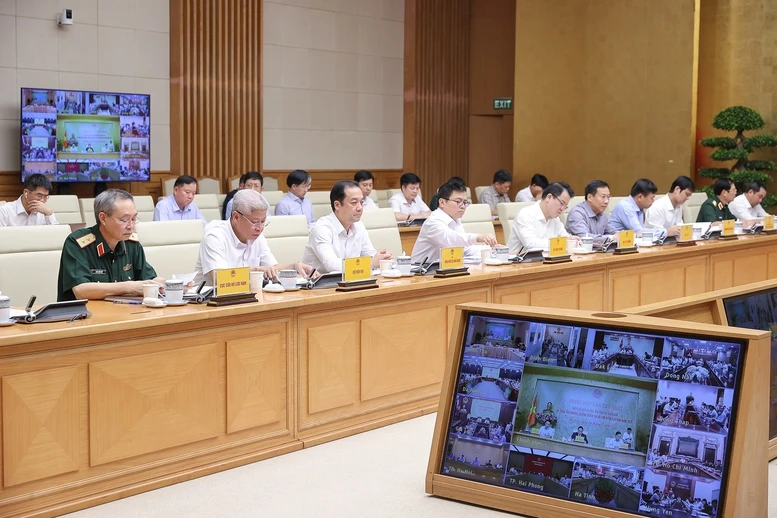 Thủ tướng: Tạo đột phá về năng lực phòng chống thiên tai, lập phương án sơ tán đến từng hộ dân- Ảnh 7.