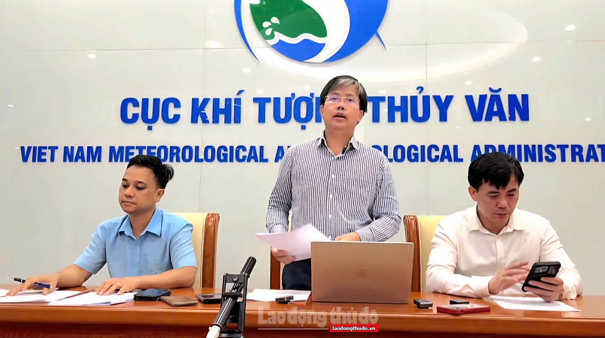 Tin bão mới nhất: Bão số 3 tăng cấp, tiến thẳng vào đất liền từ Hải Phòng đến Bắc Thanh Hóa