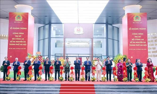 tong-bi-thu-du-le-khanh-thanh-cong-trinh-tru-so-bo-cong-an-5.jpg