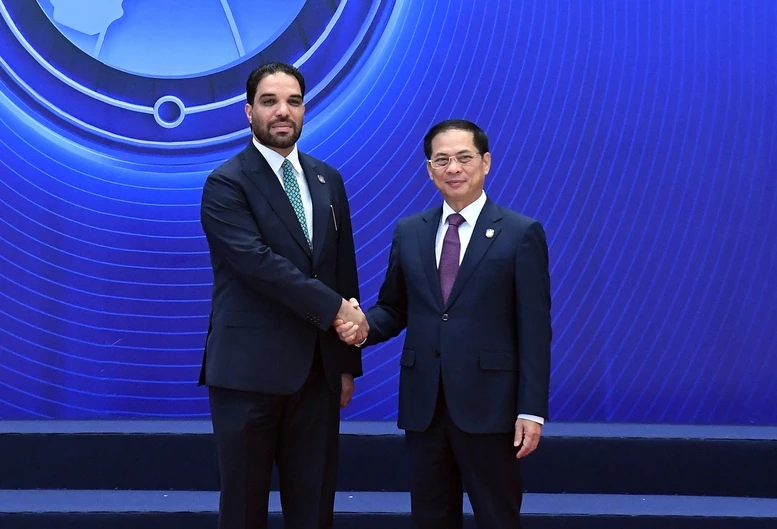 CẬP NHẬT: Bắt đầu phiên khai mạc Lễ mở ký Công ước Hà Nội- Ảnh 7. CẬP NHẬT: Bắt đầu phiên khai mạc Lễ mở ký Công ước Hà Nội- Ảnh 7.