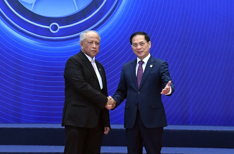 CẬP NHẬT: Bắt đầu phiên khai mạc Lễ mở ký Công ước Hà Nội- Ảnh 8. CẬP NHẬT: Bắt đầu phiên khai mạc Lễ mở ký Công ước Hà Nội- Ảnh 8.
