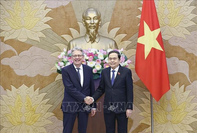 Chủ tịch Quốc hội Trần Thanh Mẫn tiếp Đoàn đại biểu Đảng Dân chủ Xã hội Đức- Ảnh 1.