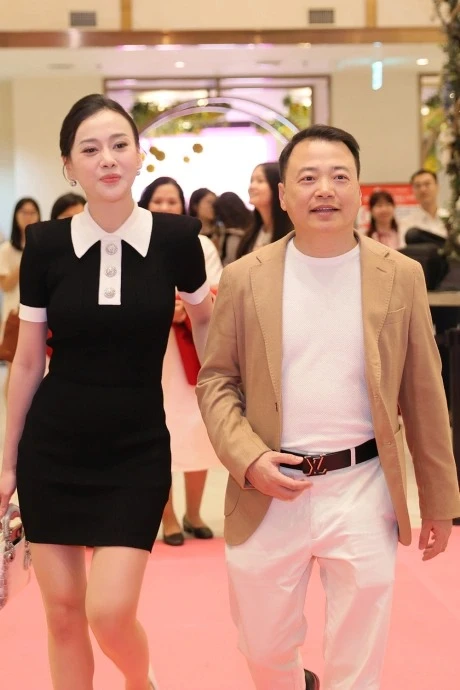 Loạt tin đồn bủa vây Phương Oanh - Ảnh 2.