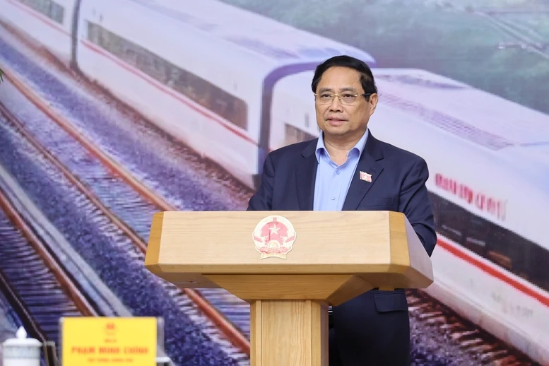 Thủ tướng: Chủ động, tích cực thúc đẩy các dự án đường sắt và chuyển giao, phát triển công nghệ- Ảnh 1.