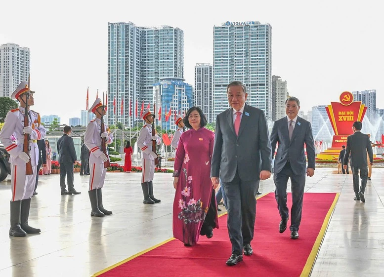 Tổng Bí thư Tô Lâm dự Đại hội Đại biểu Đảng bộ TP. Hà Nội lần thứ XVIII- Ảnh 1. Tổng Bí thư Tô Lâm dự Đại hội Đại biểu Đảng bộ TP. Hà Nội lần thứ XVIII- Ảnh 1.