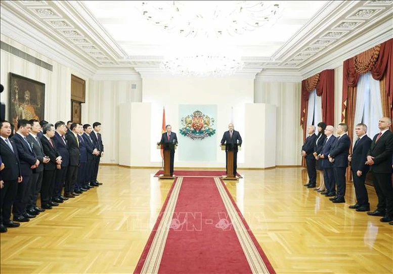 Tuyên bố chung Việt Nam và Bulgaria về thiết lập Đối tác Chiến lược- Ảnh 1.