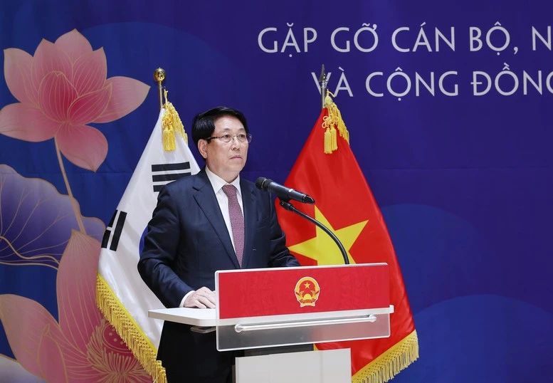 Chủ tịch nước Lương Cường gặp cộng đồng người Việt tại Hàn Quốc- Ảnh 1.