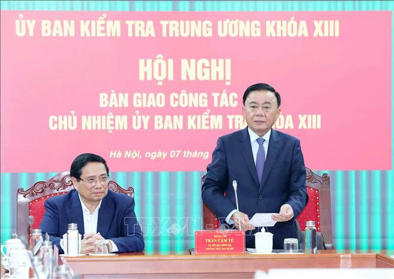 Hội nghị bàn giao công tác của Chủ nhiệm Ủy ban Kiểm tra Trung ương- Ảnh 2. Hội nghị bàn giao công tác của Chủ nhiệm Ủy ban Kiểm tra Trung ương- Ảnh 2.