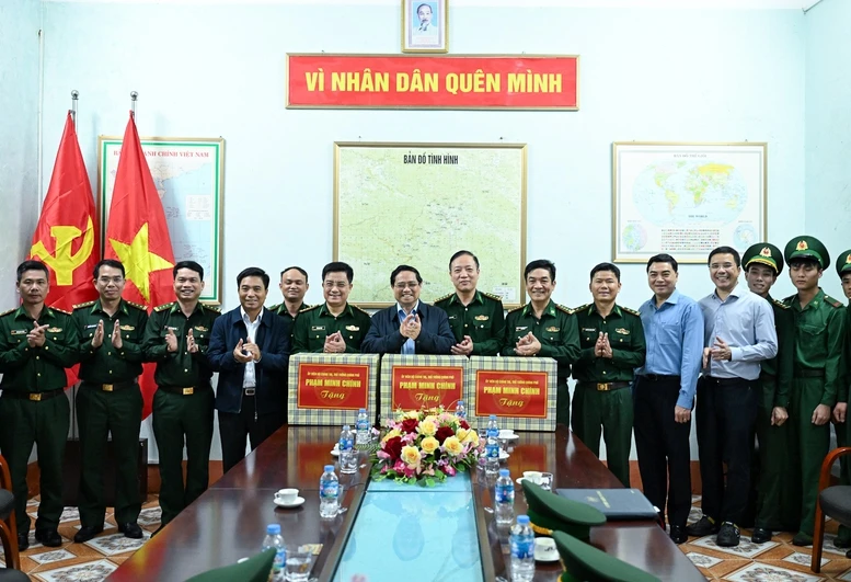 Thủ tướng thăm Đồn biên phòng tại xã biên giới vùng cao Thanh Hóa- Ảnh 3.