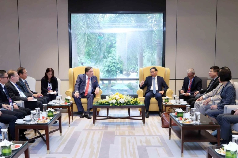 Việt Nam coi trọng thúc đẩy hợp tác kinh tế -thương mại công bằng, cùng có lợi với Hoa Kỳ- Ảnh 5. Việt Nam coi trọng thúc đẩy hợp tác kinh tế -thương mại công bằng, cùng có lợi với Hoa Kỳ- Ảnh 5.