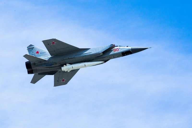 220321194242-file-kh-47m2-kinzhal-missile.jpg